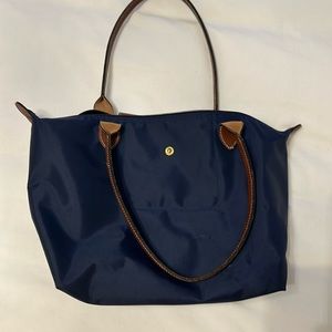 Longchamp Le Pliage Medium Bag